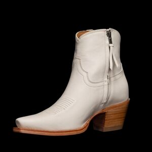 Tecovas Daisy Zip Boot in Bone